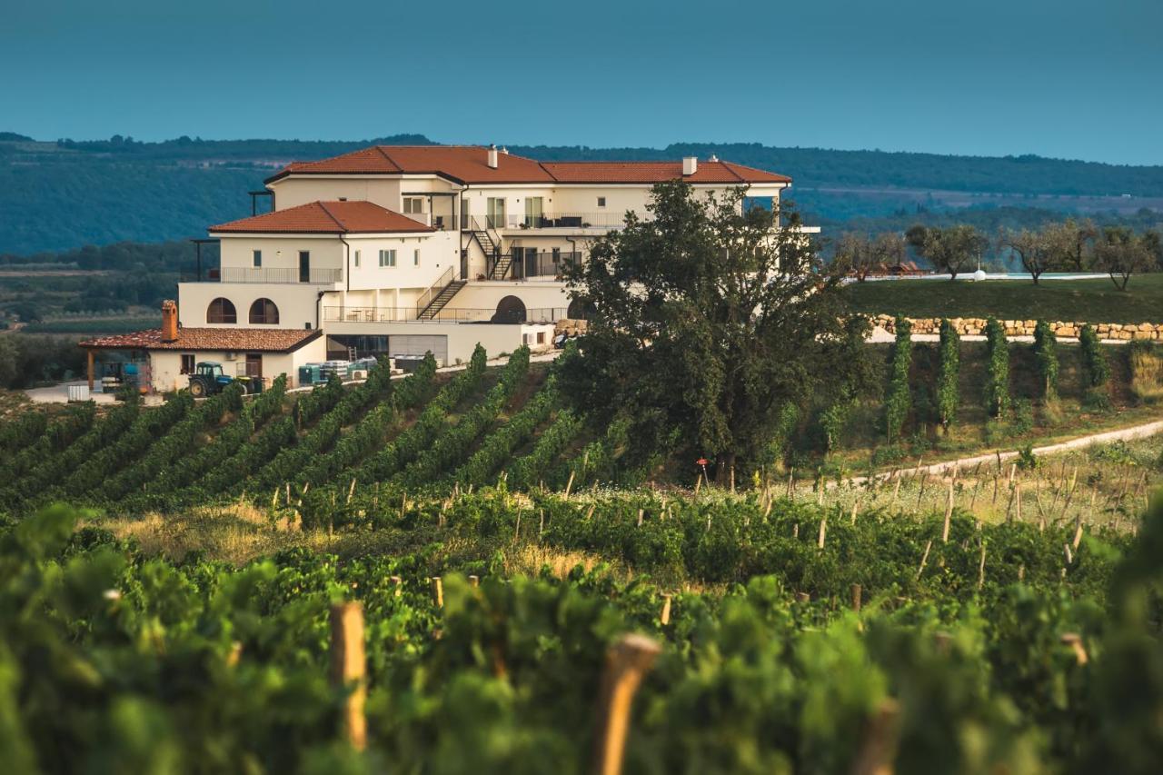 Wine Residence Cattunar Brtonigla Bagian luar foto